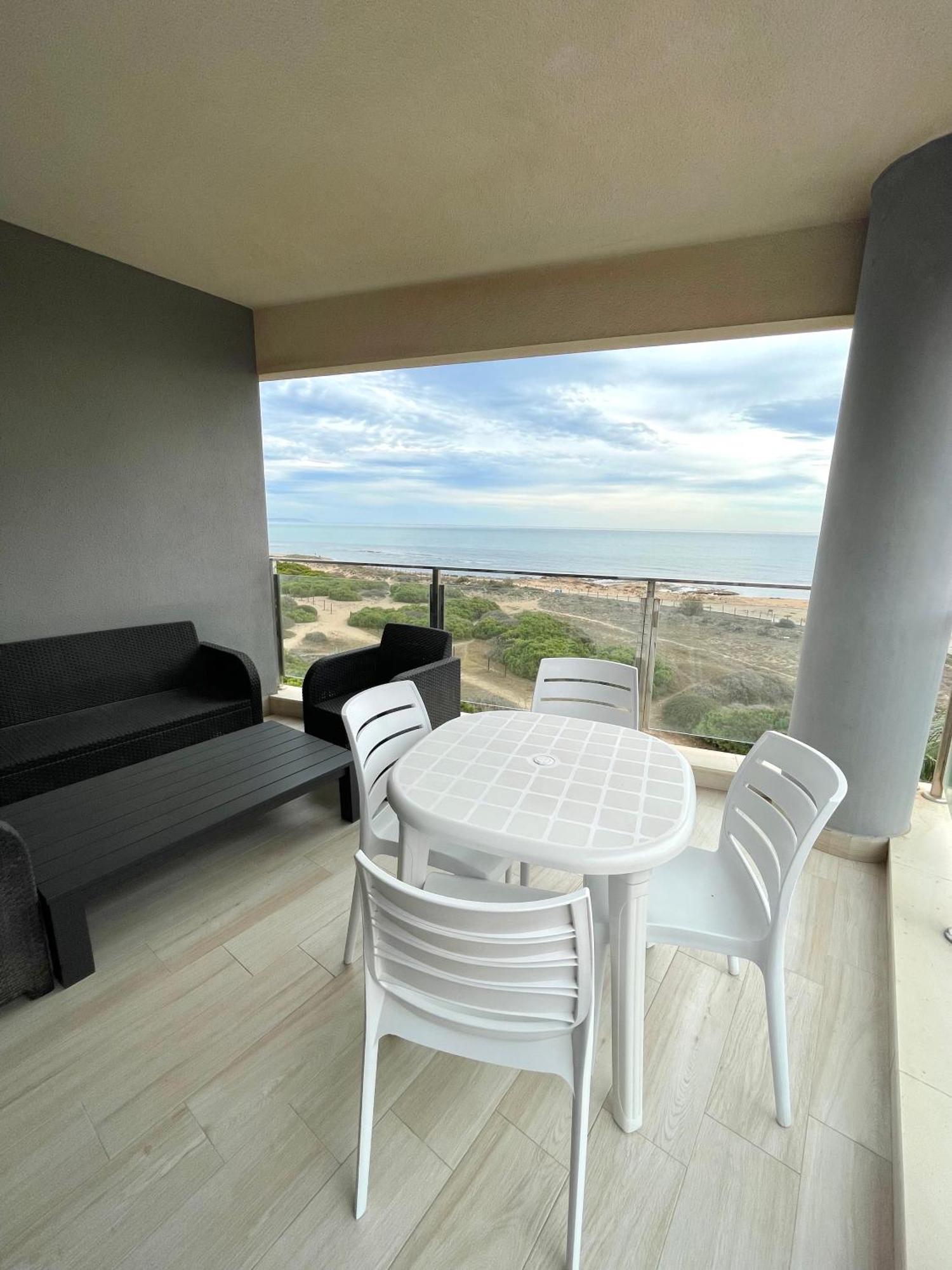 Luxury And Modern Beach Apartment With Sea Views La Mata  Buitenkant foto
